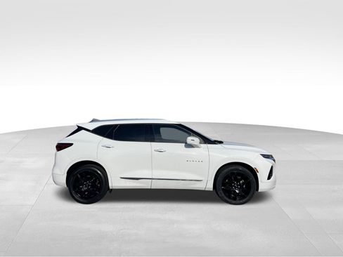 Used 2019 Chevrolet Blazer Premier w/ Driver Confidence II Package image 8