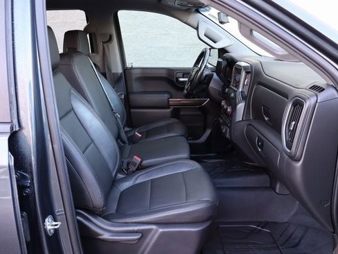 Used 2019 Chevrolet Silverado 1500 LT w/ All-Star Edition image 32