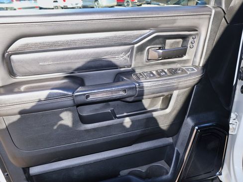 Used 2022 RAM 3500 Limited image 13