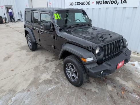 Used 2021 Jeep Wrangler Unlimited Sport image 7
