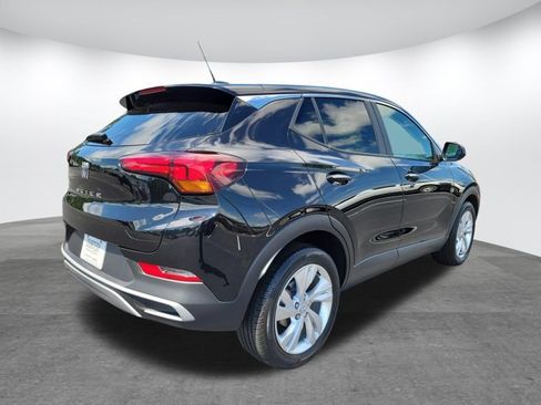 Used 2024 Buick Encore GX Preferred w/ Comfort Package FWD image 5