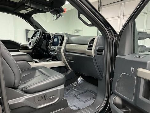 Used 2022 Ford F350 Lariat w/ Lariat Ultimate Package AWD/4WD image 54