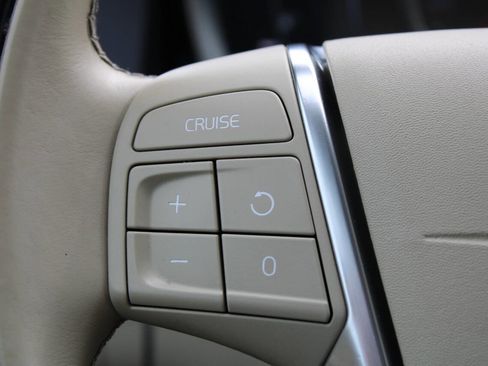 Used 2015 Volvo XC60 T5 Premier image 28