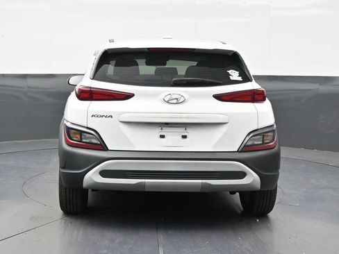 Used 2023 Hyundai Kona SE FWD image 4