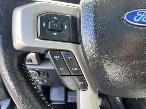 Used 2018 Ford F150 Lariat w/ Equipment Group 502A Luxury AWD/4WD image 34