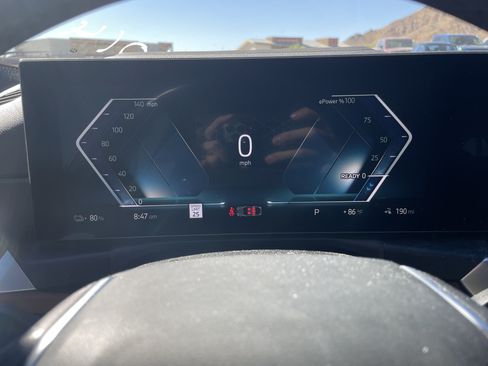 Used 2023 BMW i4 eDrive40 RWD image 17