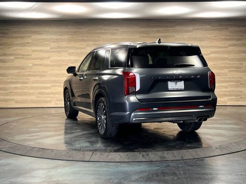 Used 2025 Hyundai Palisade Calligraphy FWD image 16