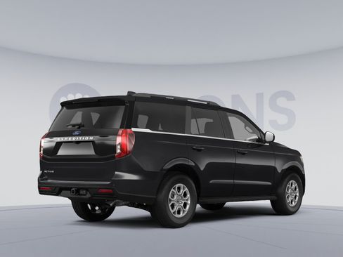Used 2025 Ford Expedition Active AWD/4WD image 4