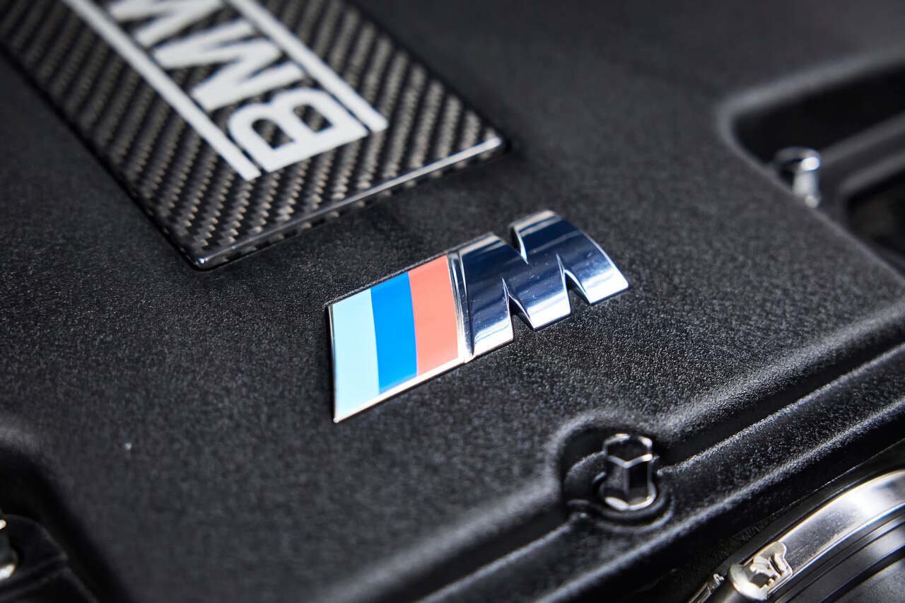 Used 2002 BMW M5 RWD image 89