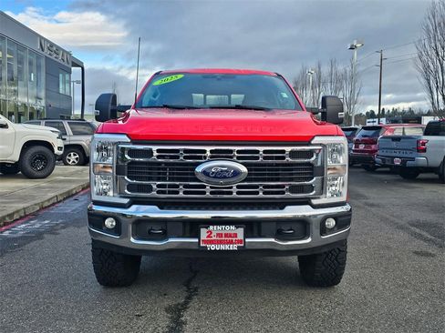 Used 2025 Ford F350 XLT w/ Tremor Off-Road Package image 2