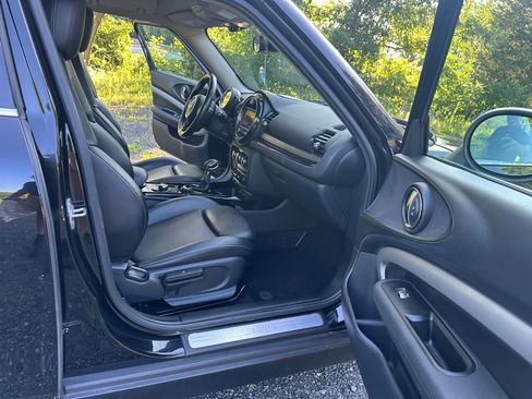 Used 2016 MINI Cooper Clubman image 16