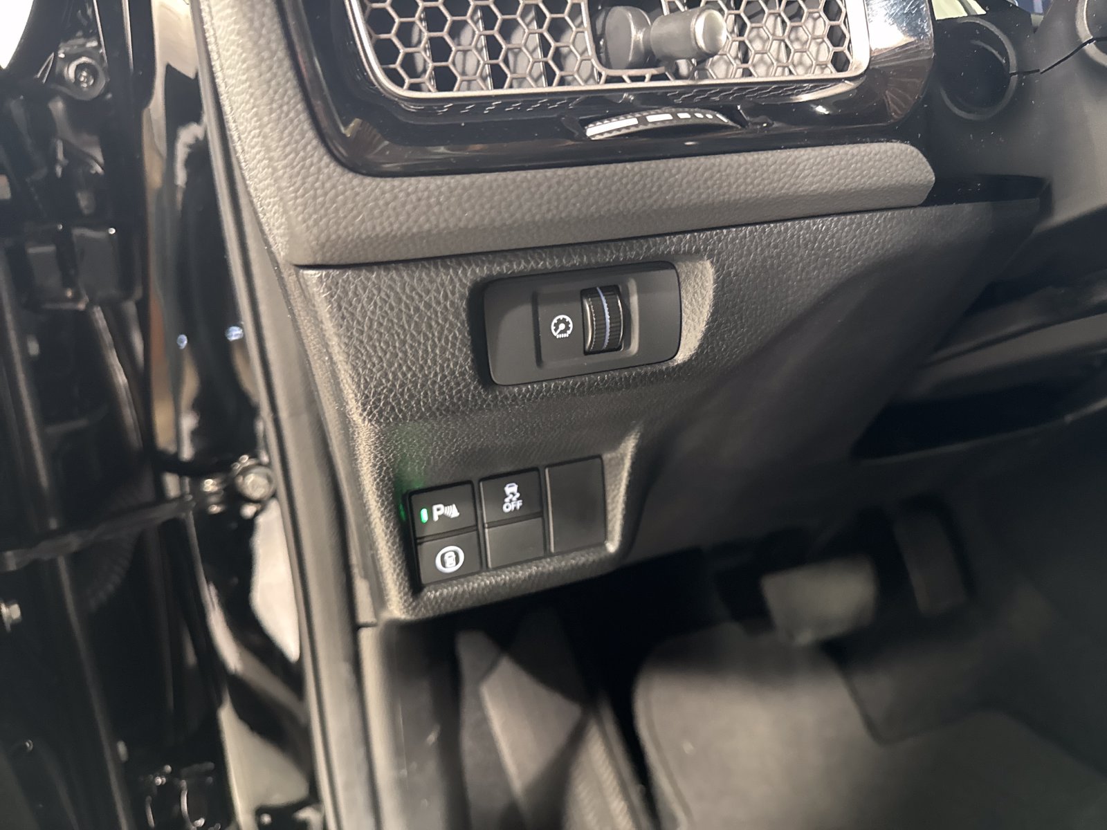 Certified 2024 Honda Civic Touring image 13