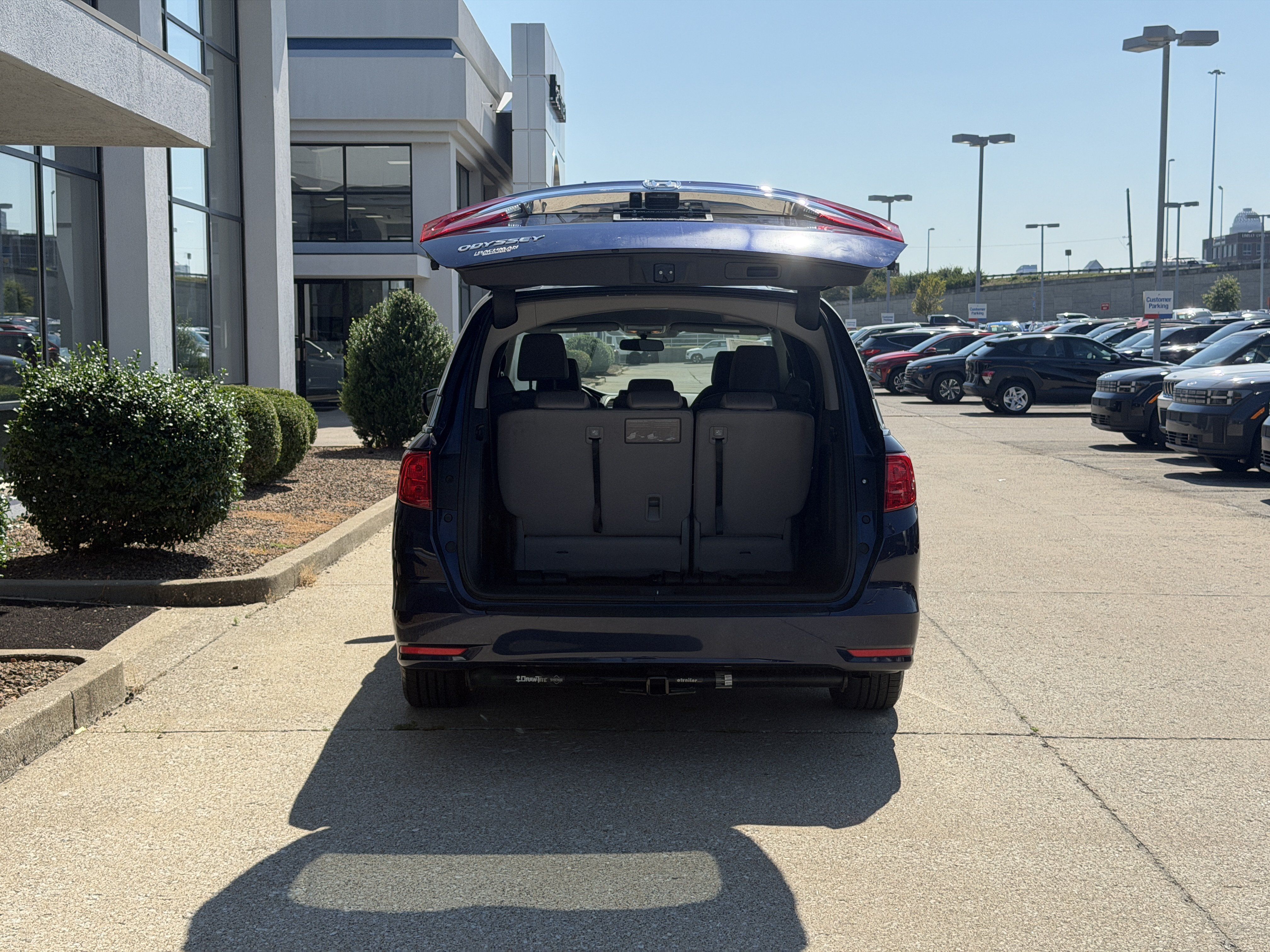 Used 2019 Honda Odyssey EX image 10