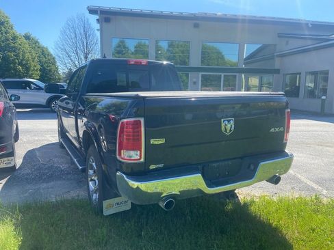 Used 2015 RAM 1500 Laramie w/ Convenience Group AWD/4WD image 4