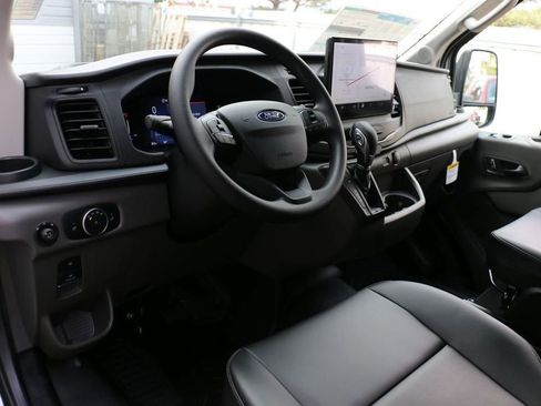 New 2026 Ford Transit 250 148 Medium Roof RWD image 17