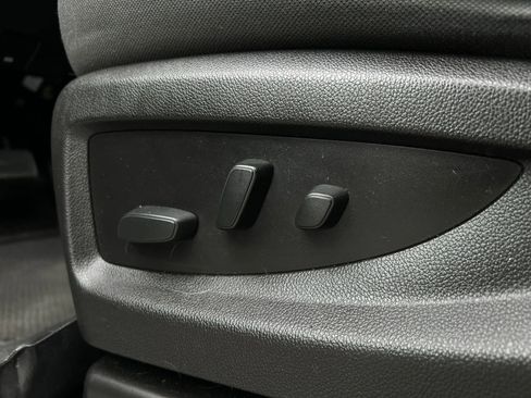 Used 2018 Chevrolet Silverado 1500 LT w/ All Star Edition AWD/4WD image 10