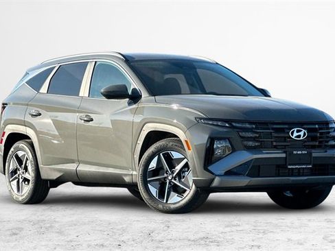 New 2026 Hyundai Tucson SEL image 2