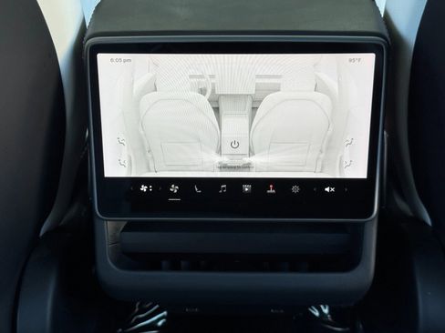 Used 2024 Tesla Model 3 RWD image 34