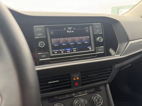 Used 2024 Volkswagen Jetta S image 18