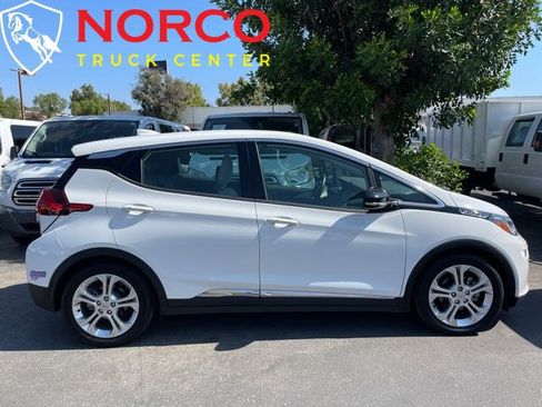 Used 2019 Chevrolet Bolt LT image 1