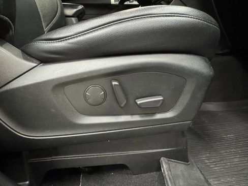 Used 2021 Ford Explorer Limited w/ Equipment Group 301A image 20