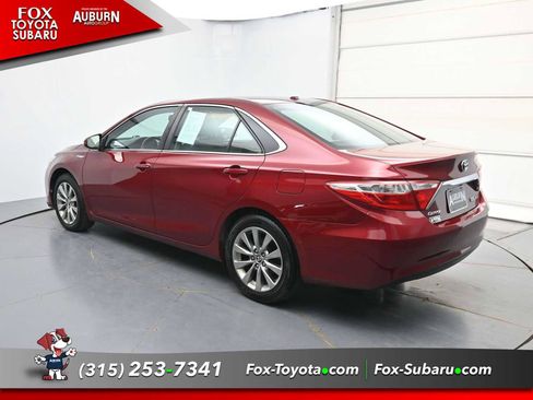 Used 2015 Toyota Camry XLE FWD image 13