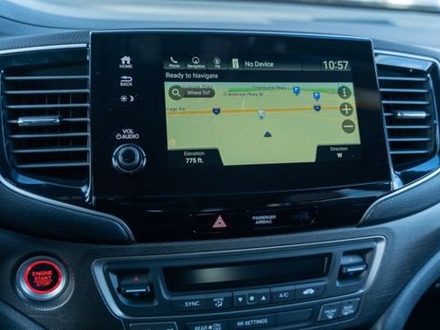 Used 2024 Honda Passport TrailSport image 31