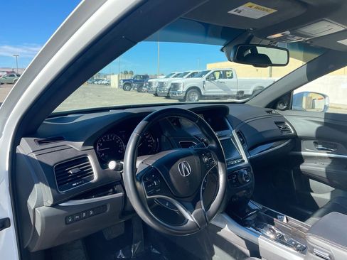 Used 2018 Acura RLX Sport Hybrid w/ Advance Pkg image 28