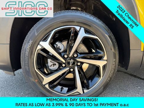 Used 2023 Chevrolet TrailBlazer RS w/ Convenience Package AWD/4WD image 9