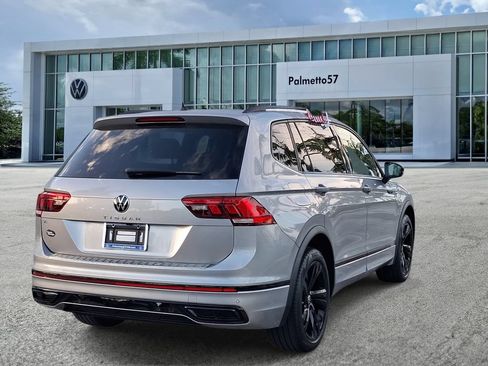 Used 2024 Volkswagen Tiguan SE R-Line FWD image 6