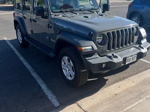 Used 2021 Jeep Wrangler Unlimited Sport AWD/4WD image 17