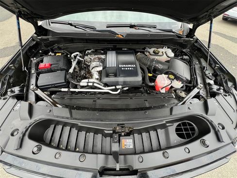 Used 2024 Chevrolet Tahoe RST image 11