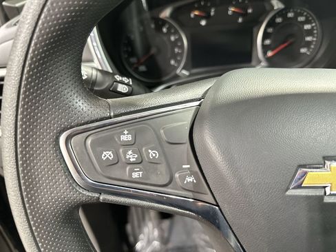 Used 2024 Chevrolet Equinox LT image 30