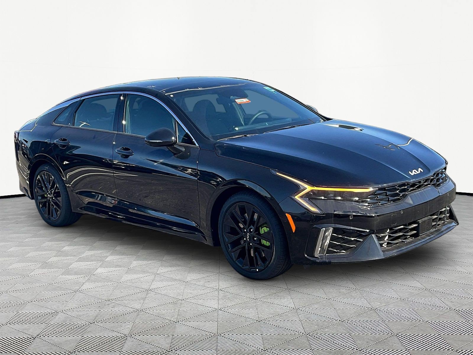 New 2027 Kia K5 GT FWD image 3