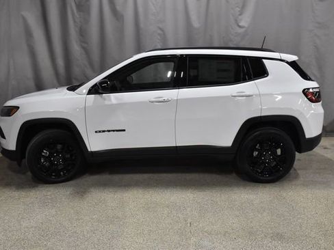 New 2026 Jeep Compass Latitude image 6