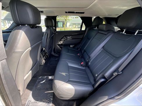 Used 2023 Land Rover Range Rover Sport SE AWD/4WD image 19