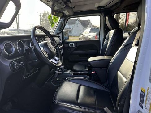 Certified 2021 Jeep Gladiator Overland w/ Popular Equipment Package image 10