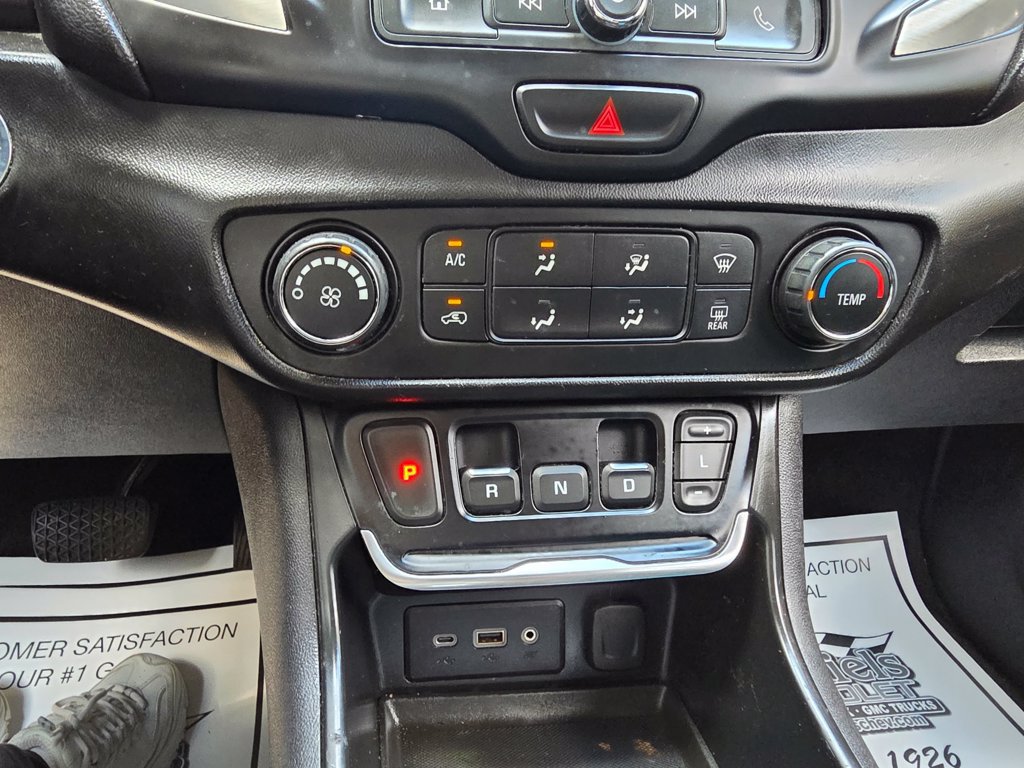 Used 2019 GMC Terrain SLE FWD image 29