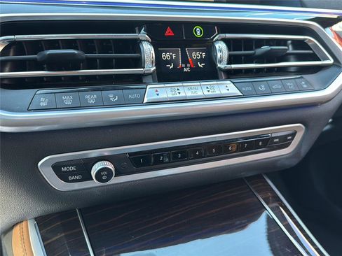 Used 2023 BMW X5 xDrive40i w/ Executive Package AWD/4WD image 24
