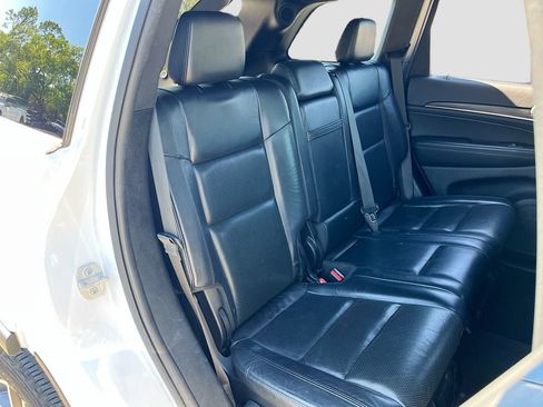 Certified 2019 Jeep Grand Cherokee Limited w/ Luxury Group II AWD/4WD image 28