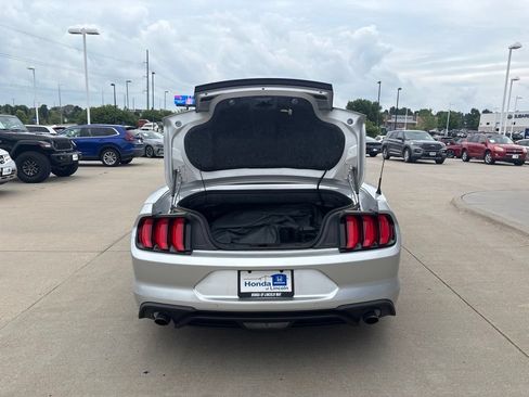 Used 2018 Ford Mustang Convertible w/ Equipment Group 101A RWD image 24