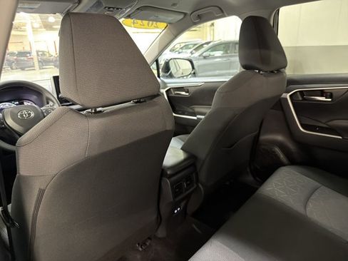 Used 2024 Toyota RAV4 XLE FWD image 19