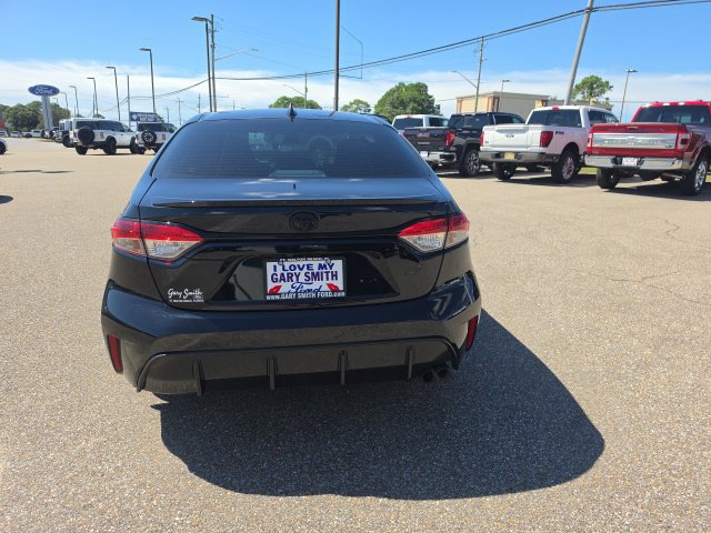 Used 2023 Toyota Corolla SE FWD image 4
