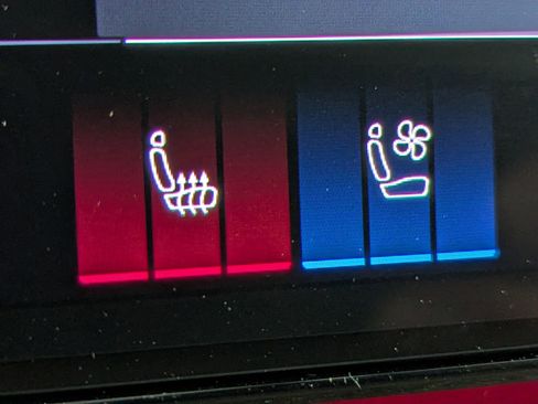 New 2025 Audi Q5 Prestige image 19