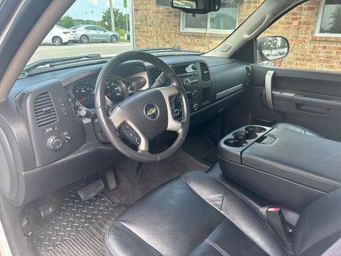 Used 2011 Chevrolet Silverado 1500 LT w/ All-Star Edition AWD/4WD image 16