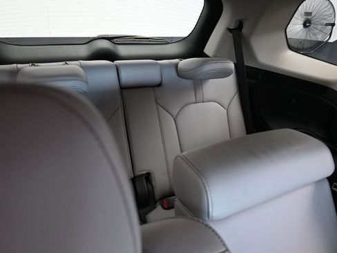 Used 2023 Honda Pilot EX-L image 47