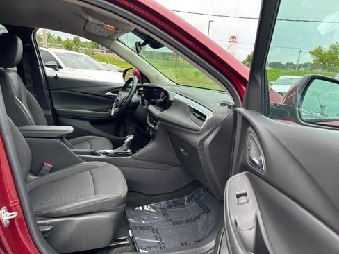 Used 2024 Buick Encore GX Preferred FWD image 12