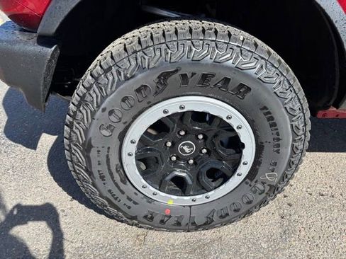 New 2026 Ford Bronco 2-Door w/ Sasquatch Package image 9