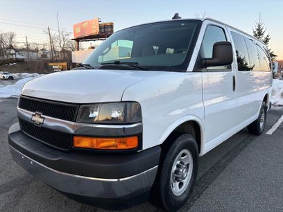 Used 2017 Chevrolet Express 2500 LT w/ LT Preferred Equipment Group