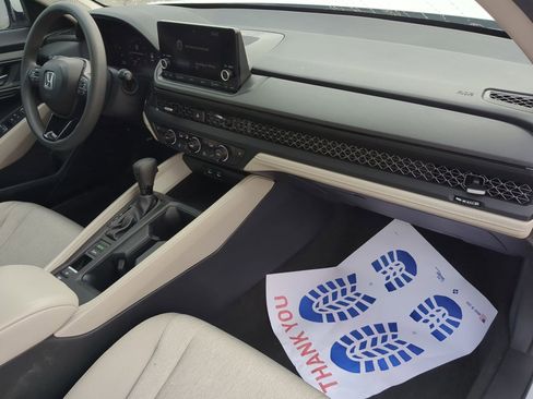 Used 2024 Honda Accord EX image 32